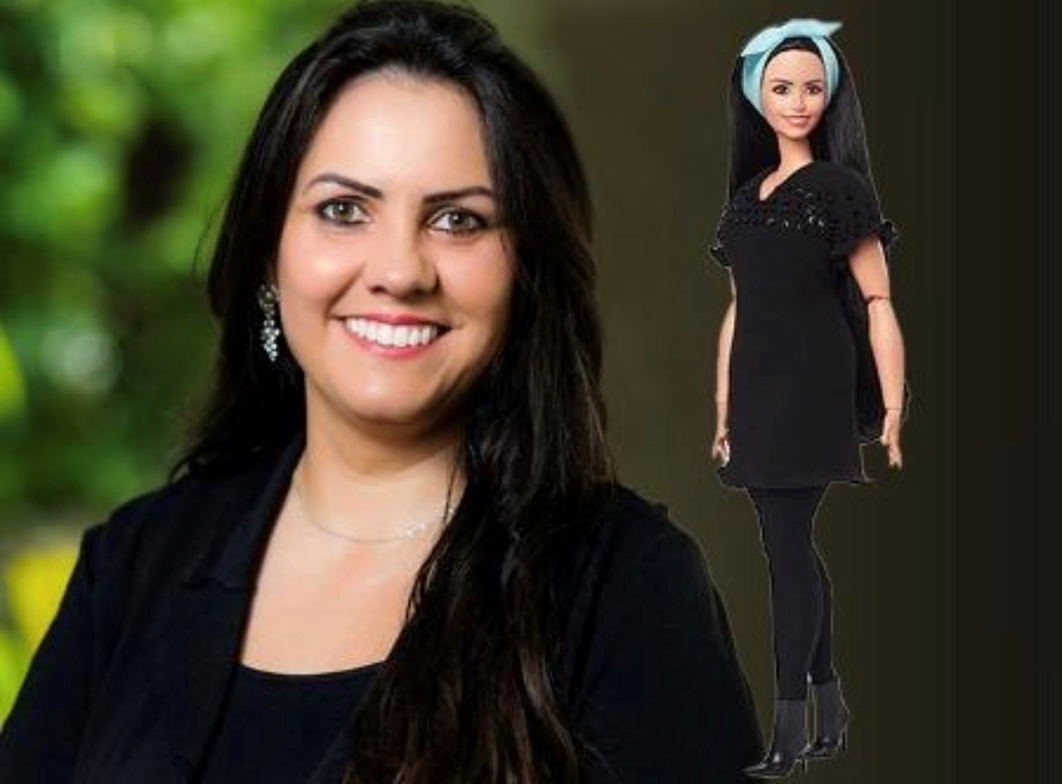 You are currently viewing Professora brasileira que trabalha com inclusão ‘vira’ Barbie