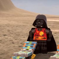 Novo trailer de “Lego Star Wars” traz Darth Vader de férias na praia; veja