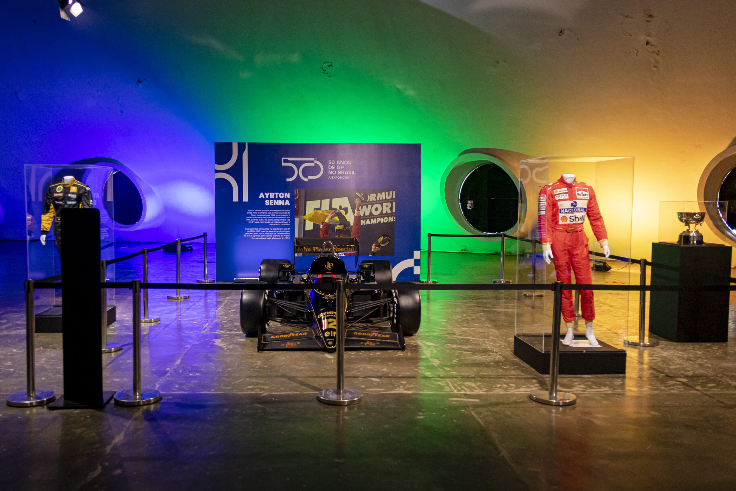 Ayrton Senna é destaque em exposição da F1 em São Paulo ABRAL Assoc