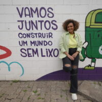 Investindo em educação ambiental, Jessi Alves participou de projeto que incentiva a reciclagem